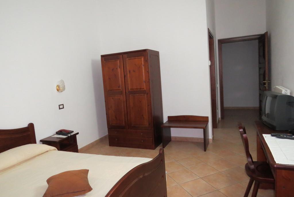 Hotel Ispinigoli Dorgali Camera foto