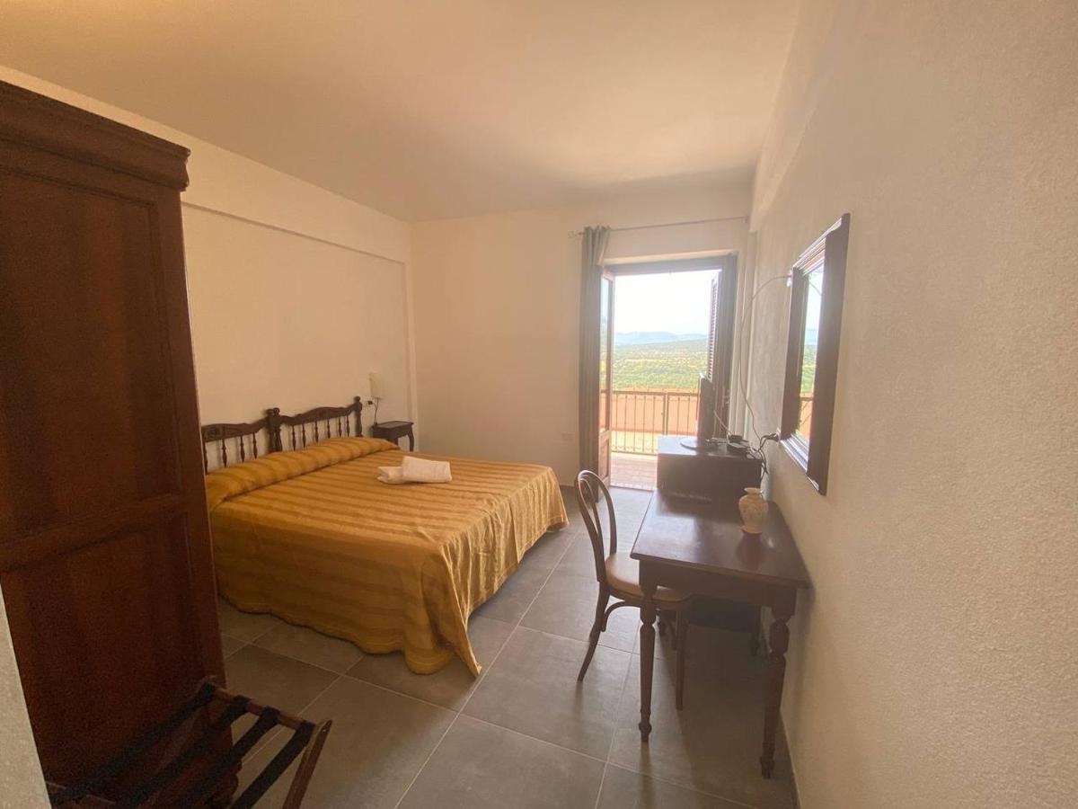 Hotel Ispinigoli Dorgali Esterno foto